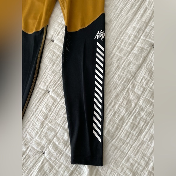 NIKE Dri-Fit High Rise Compression Leggings in Golden Mustard Black Mesh Size XS - Picture 8 of 15